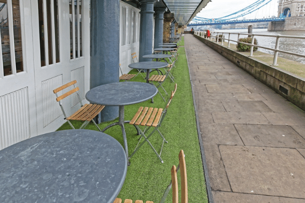 Artificial Grass for Pubs Restaurants in Brisbane