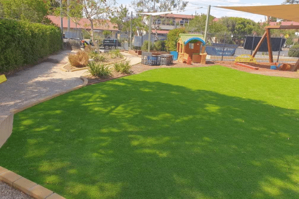 Synthetic Turf for Front & Backyard Lawns