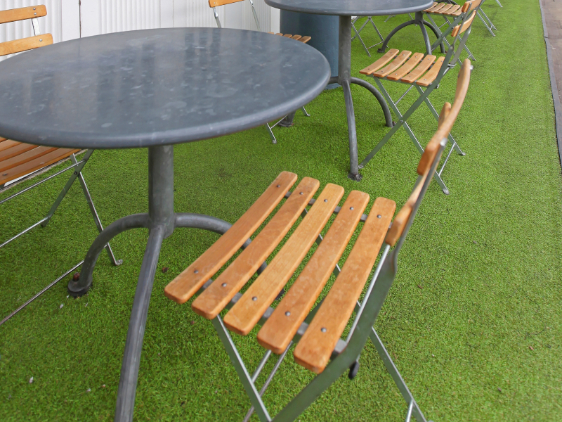 Expert in Artificial Grass for Pubs and Restaurants in Brisbane Installation